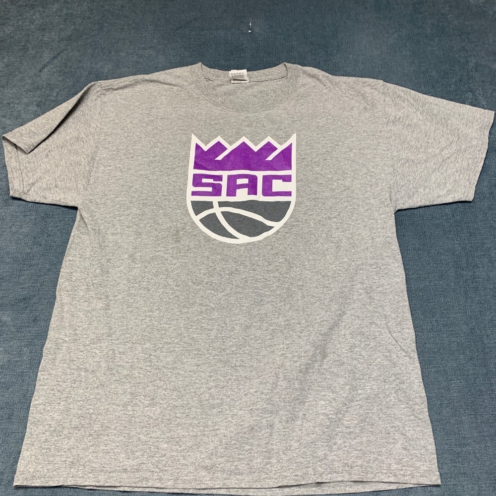 Sacramento Kings T Shirt Mens Large Gray Fruit Of The Loom NBA Basketball Cotton